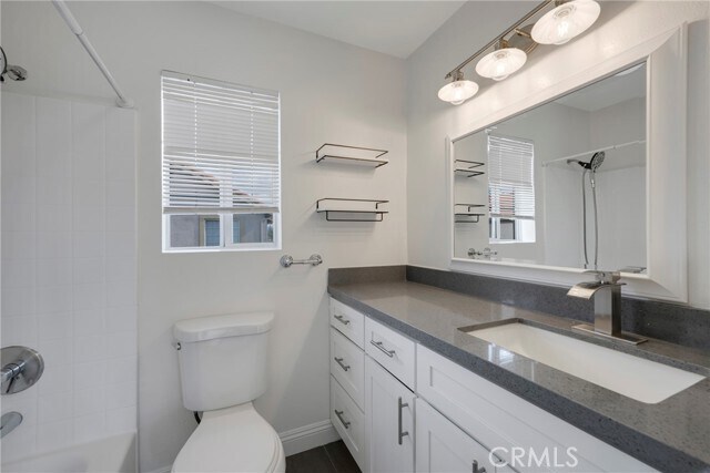 Building Photo - 1519 Spruce St