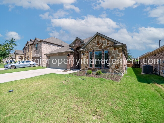 Building Photo - 10928 Brownwood Pl