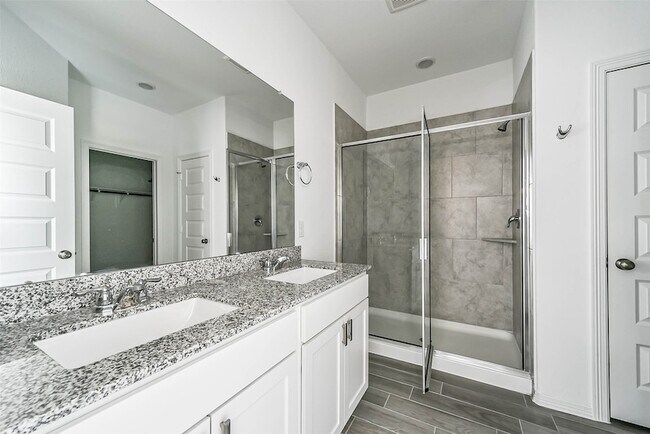 Building Photo - 5626 Tabula Rasa Dr
