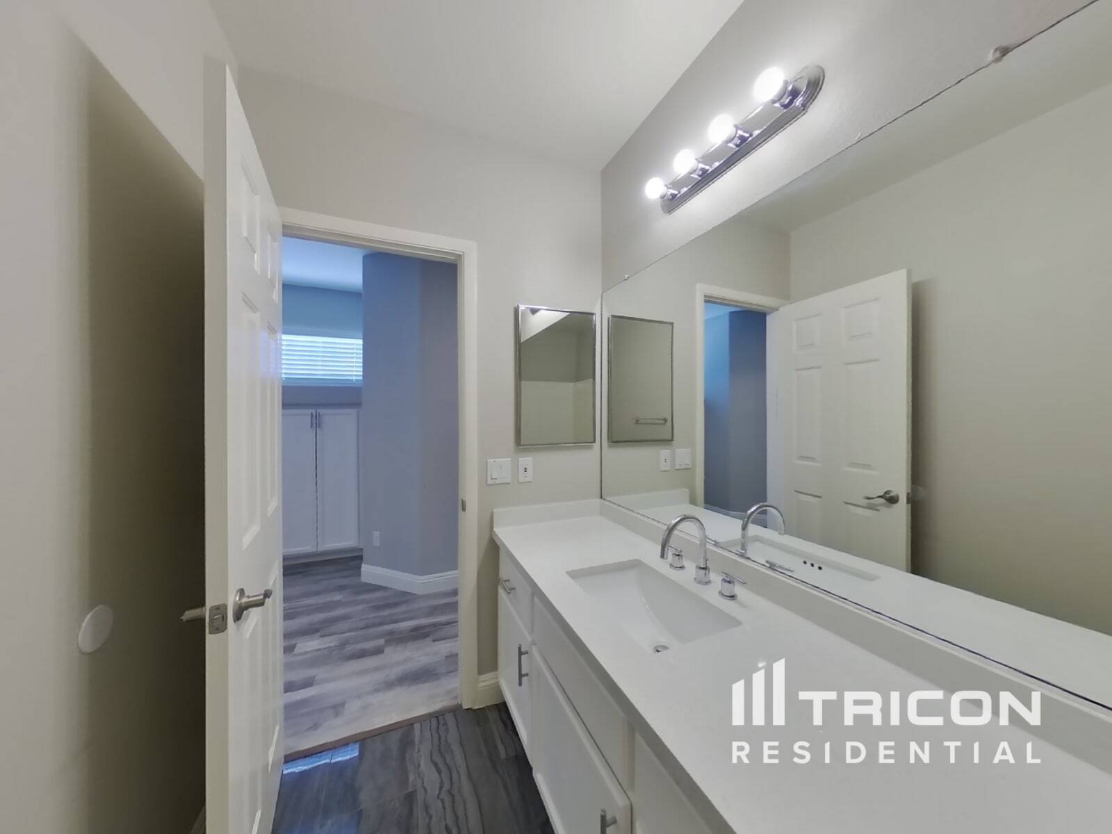 Building Photo - 9759 Ocotillo Falls Ave