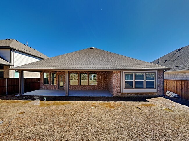 Building Photo - 5716 Labelle Trail