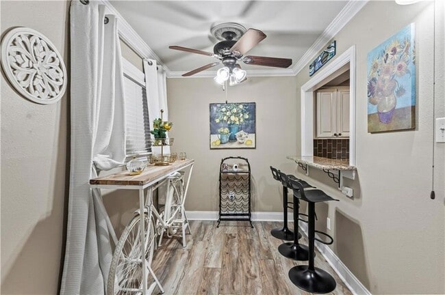 Building Photo - 500 Lake Marina Dr