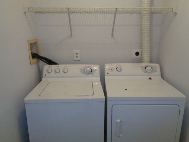 Building Photo - 6 Tyler Falls Ct