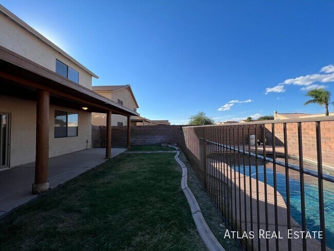 Building Photo - 10237 E Desert Skyline Way