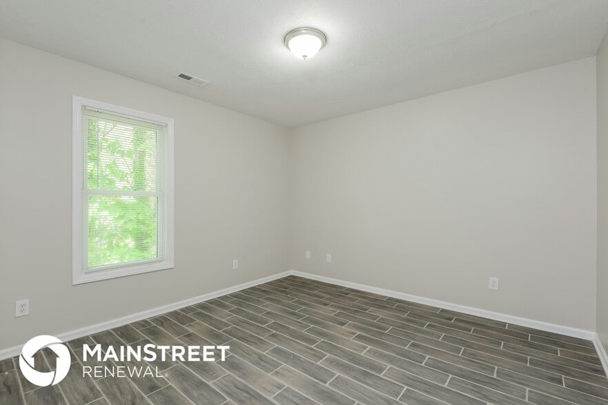 Building Photo - 4148 Sunflower Cir