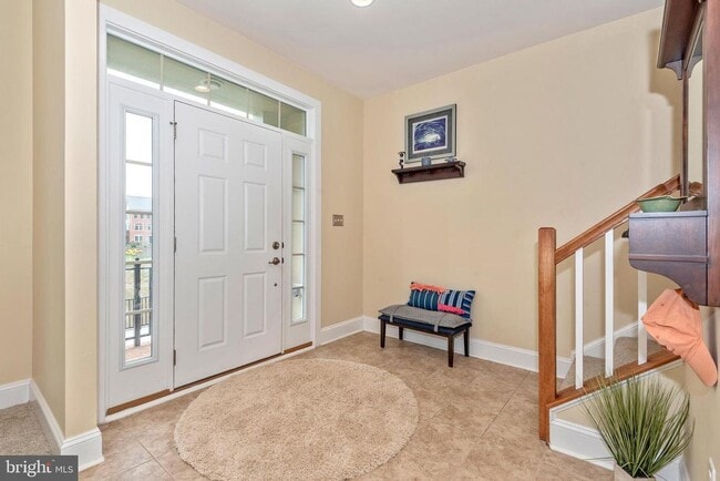 Building Photo - 9124 Kenway Ln
