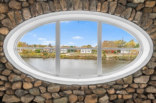 Building Photo - 28 Palmer Neck Rd