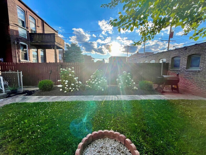 Backyard - 3455 Hartford St