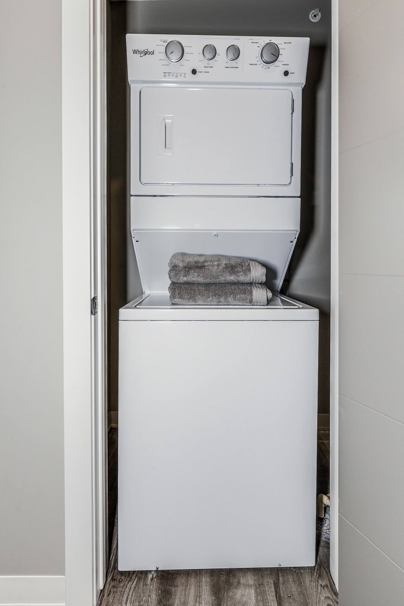 Seventeenth Apartments 1760 N Gentry St Wichita KS 67208 Apartment