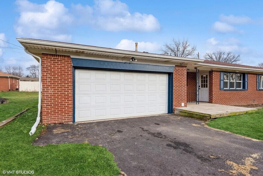 Building Photo - 1116 Penny Ln