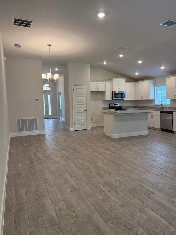 Building Photo - 7625 SW 180th Cir