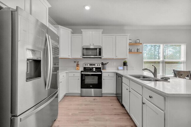 Building Photo - 183 Hammock Oaks Blvd