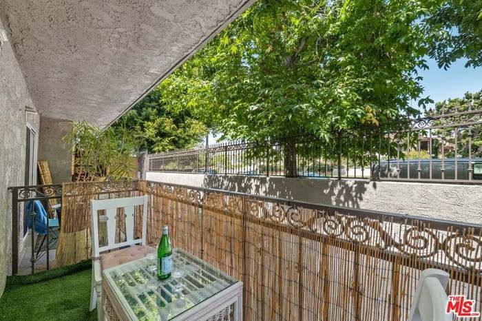 Building Photo - 1125 Pico Blvd