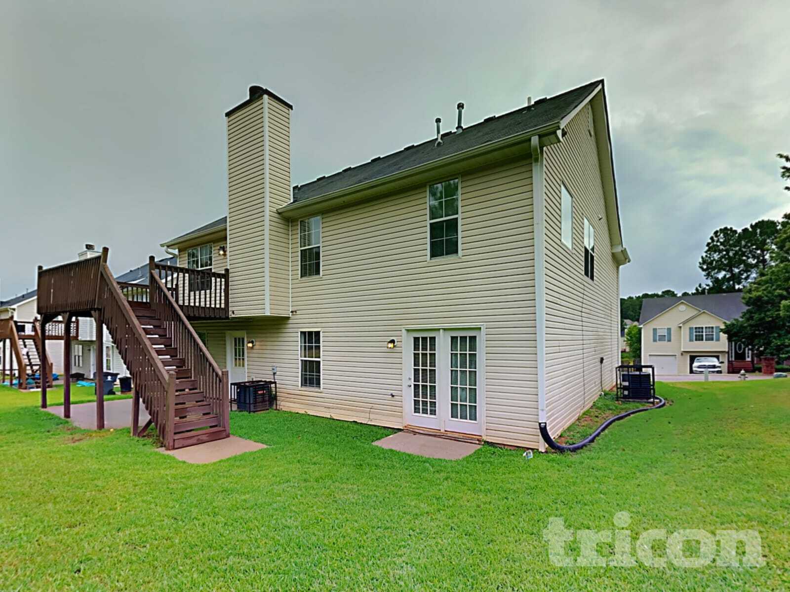 Building Photo - 11728 Spring Lake Way