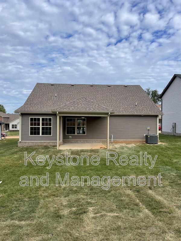 Building Photo - 812 Lillian Grace Dr