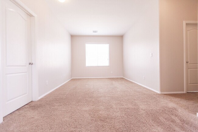 Building Photo - 8549 Peaceful Dreams St