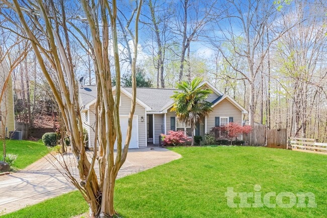 Building Photo - 6041 Briggs Dr