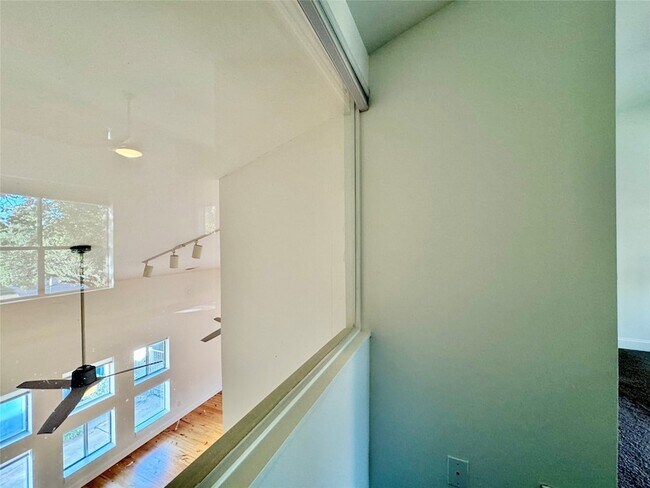 Building Photo - 4214 Swiss Ave