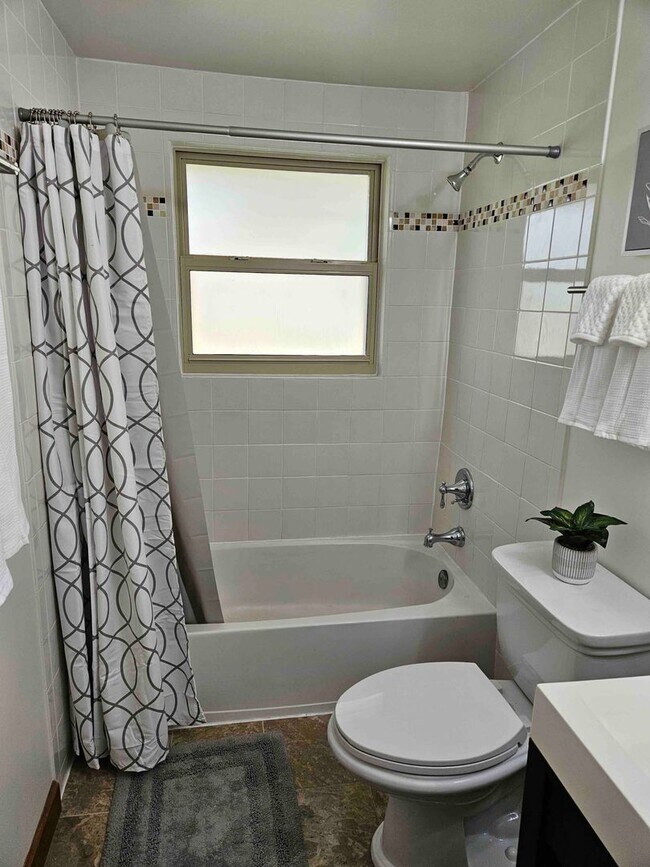 Building Photo - Statesville - 3BR / 1BA