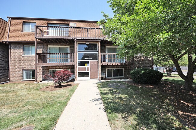 Primary Photo - 109 Boardwalk St