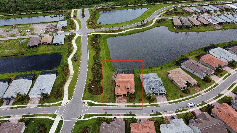 Building Photo - 13349 Verandi St