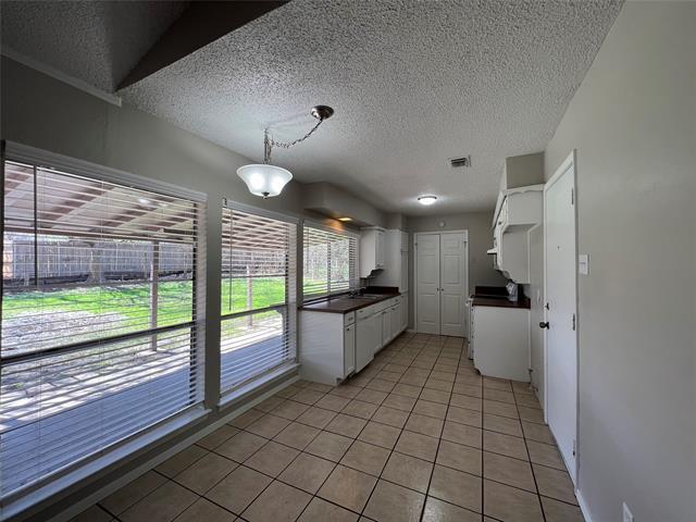 Building Photo - 5658 Philadelphia Ct