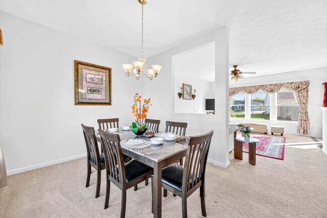 Building Photo - 4663 Bayview Dr