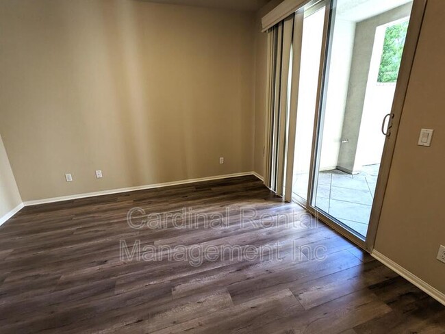 Building Photo - 5049 Mosaic Ct