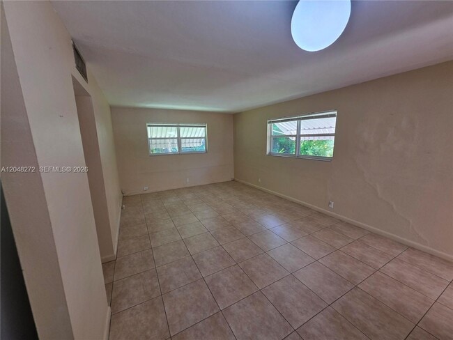 Building Photo - 6130 Funston St
