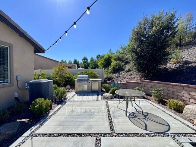 Building Photo - 24331 Ponderosa Ln