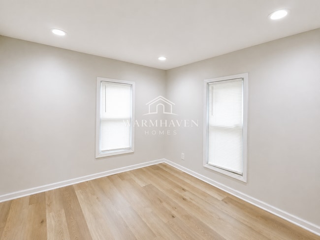 Building Photo - 557 W Hopocan Ave