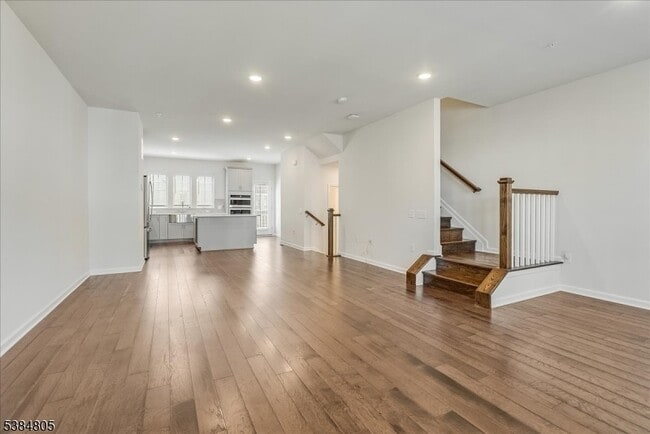 Building Photo - 27 Gala Ct