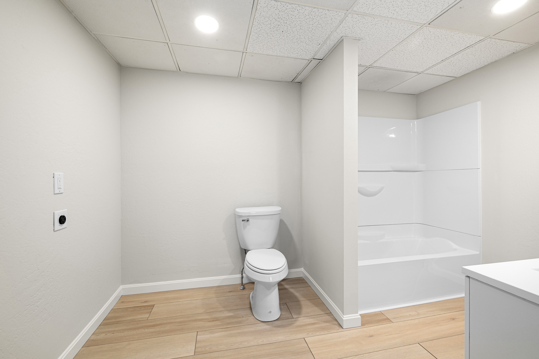 Building Photo - 137 Sandy Bottom Rd