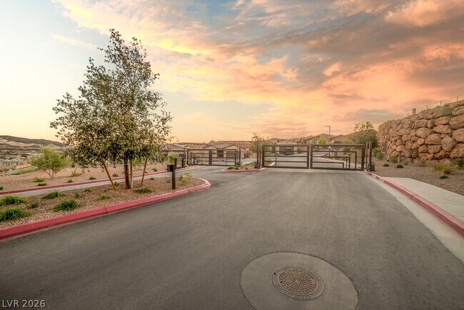 Building Photo - 369 Portus Delphini Ct