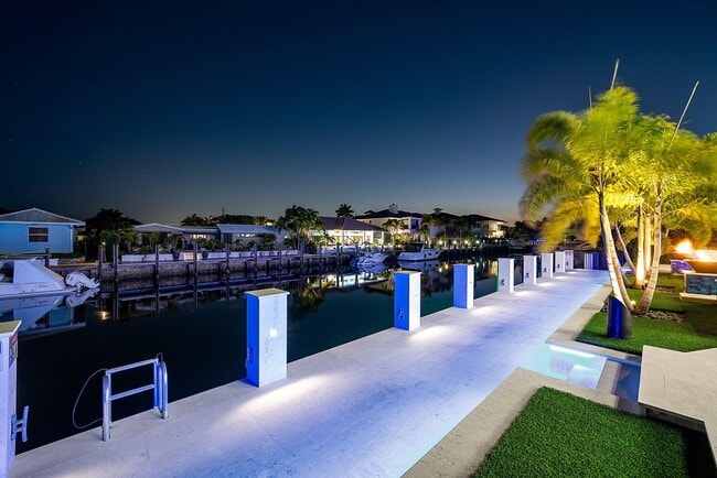 Building Photo - 2650 NE 48th Ct