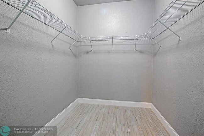 Building Photo - 2019 NW 64th Ave