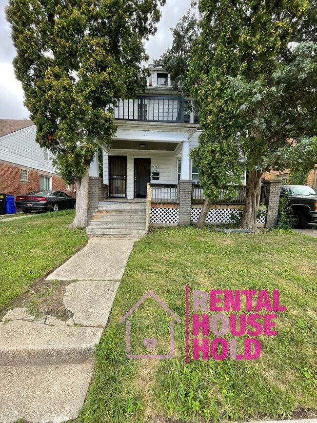Building Photo - 15766 Ferguson St