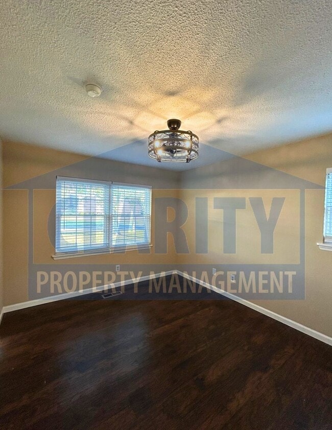 Building Photo - Ranch-style 3-bedroom home!