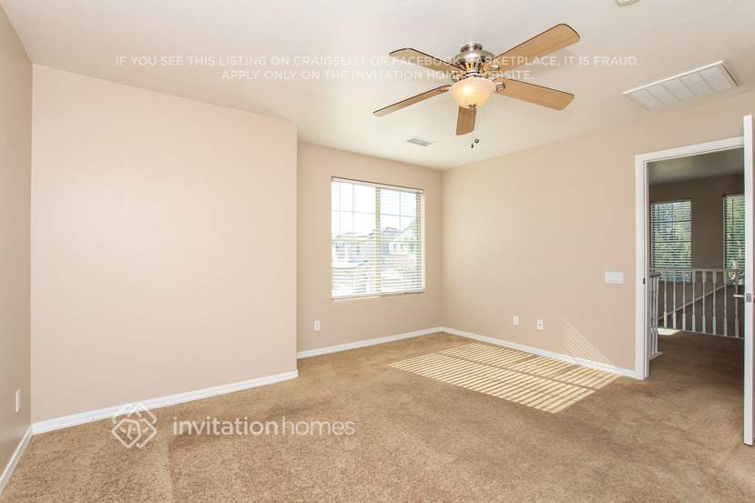 Building Photo - 1922 W Faria Ln