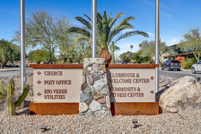 Building Photo - 25409 N Quail Haven Dr