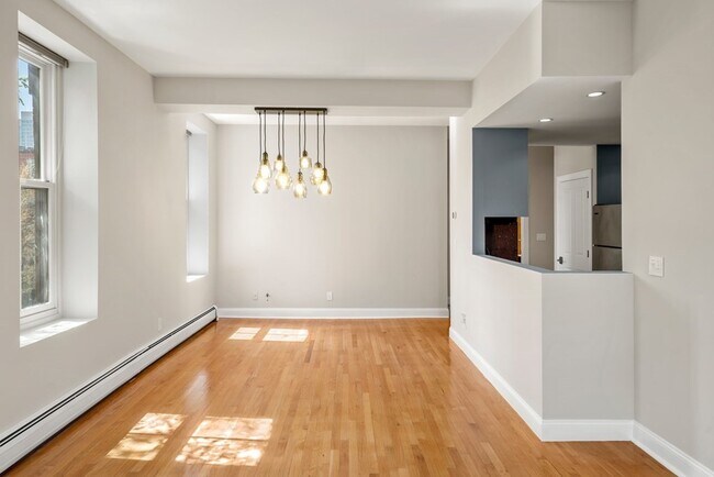 Building Photo - 30 E Concord St