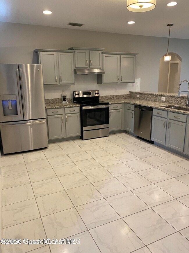Building Photo - 5144 Ivory Way