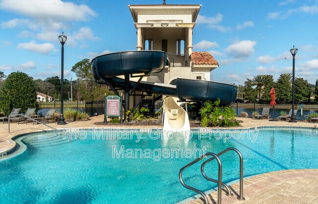 Building Photo - 374 Porta Rosa Circle