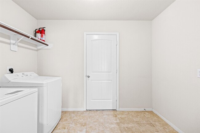 Building Photo - 18019 Dalton Shadow Ln