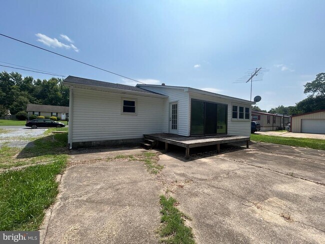 Building Photo - 2201 Pondtown Rd