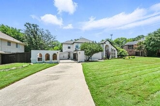 Building Photo - 3 Glen Eagles Ct