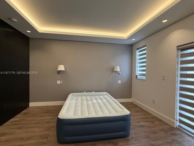 Building Photo - 20711 SW 80th Ct