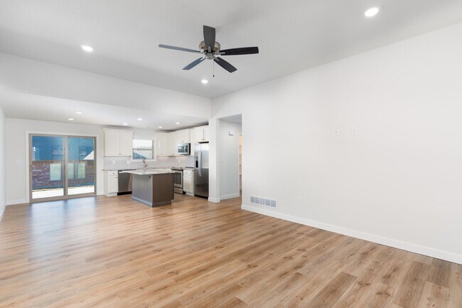 Building Photo - 1805 Talco Dr