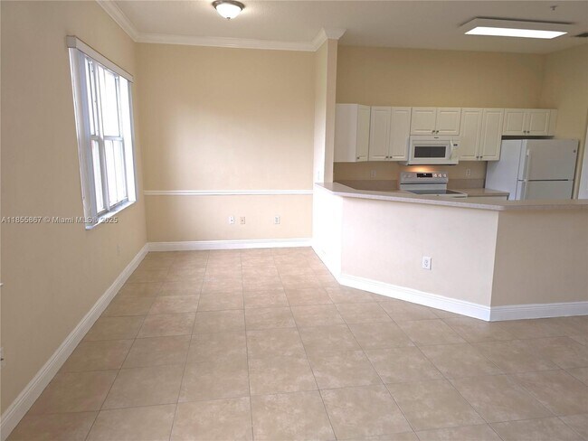 Building Photo - 4706 SW 160th Ave