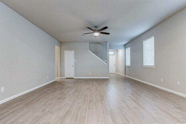 Building Photo - 5311 Sunway Dr